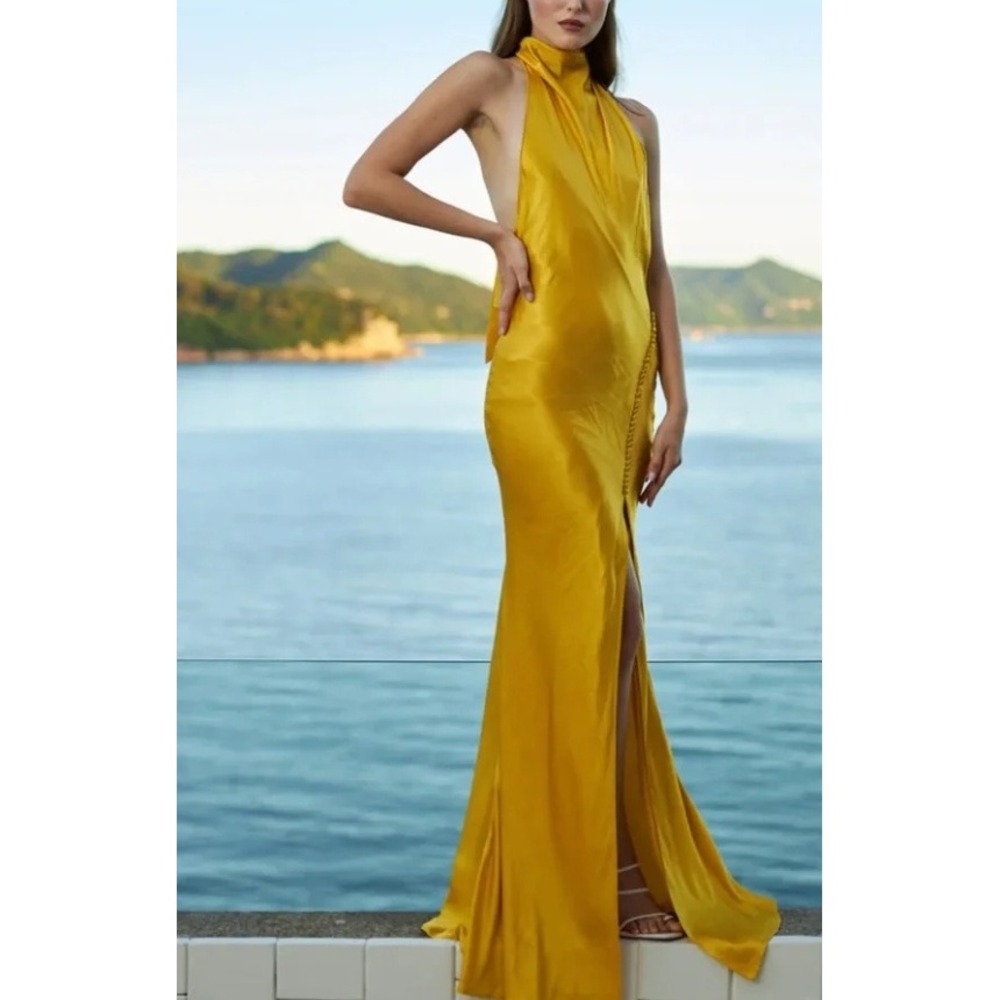 Saulee Penelope Gown in Popcorn Yellow Halter Tie Neck Maxi Dress Size 4 Formal